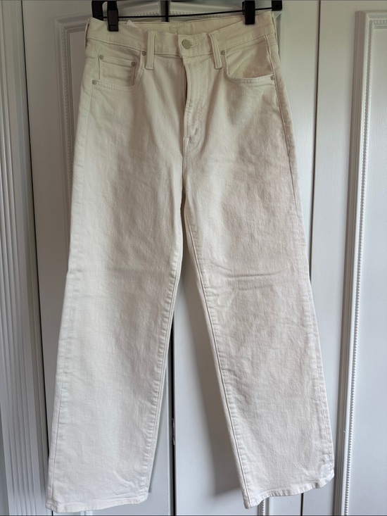 MOTHER Denim - MOTHER The Rambler Zip Ankle in color Cream Puff